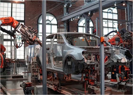 LLM-Powered Technical Query Assistant for Auto Workshops