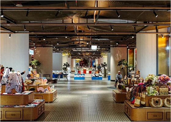 Leading Retail with Predictive Intelligence